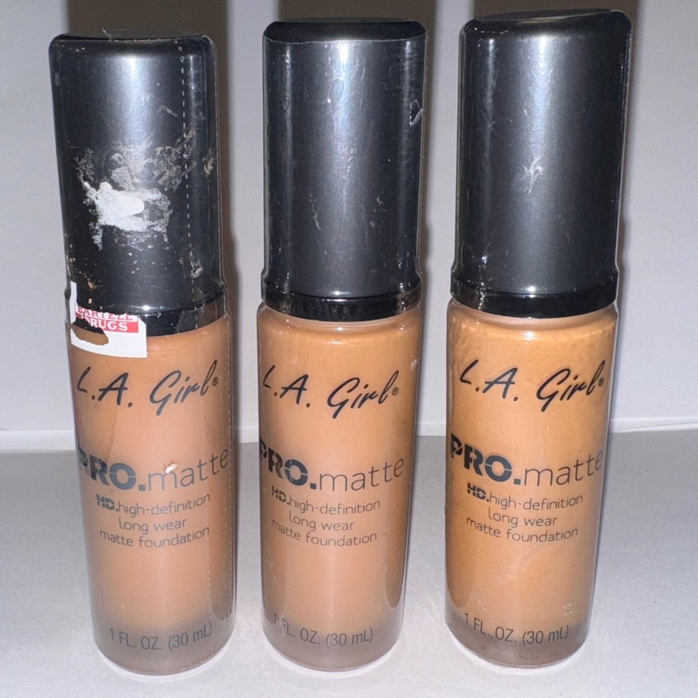 x3 CARAMEL ~ GLM681 ~ LA GIRL Pro MATTE High Definition Foundation ~ Sealed! X3